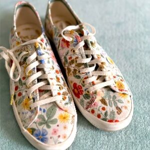 Rifle Paper Co Keds 8.5 Strawberry Fields